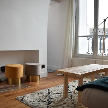 Stylish And Modern In Le Marais