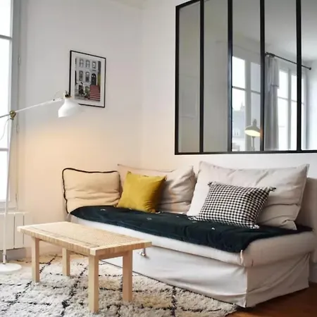 Stylish And Modern In Le Marais * Paris